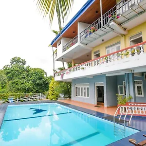 Blue Haven Hotel